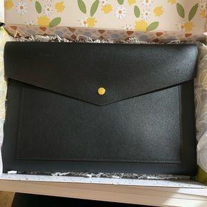 Glass Ladder & Co - Megan Portfolio Clutch - black